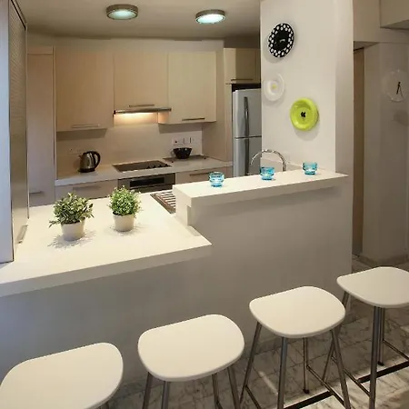 Makenzie Apartment